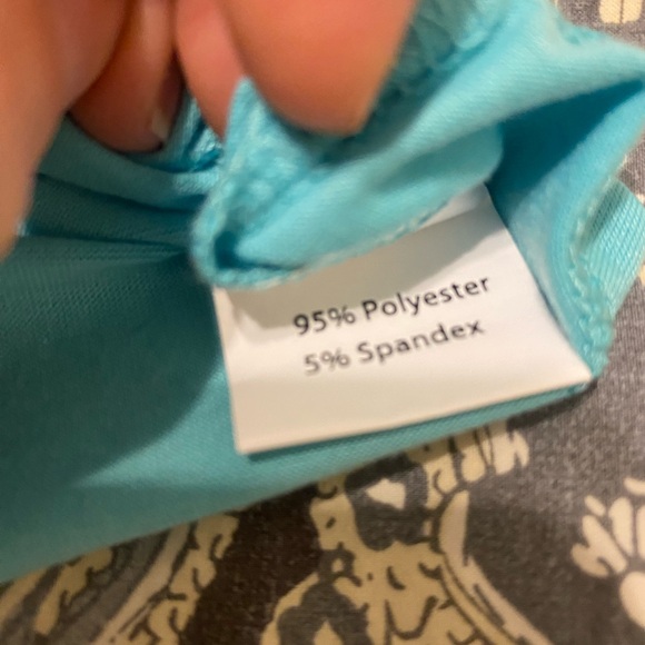 Turquoise Pleated front top - Picture 4 of 6